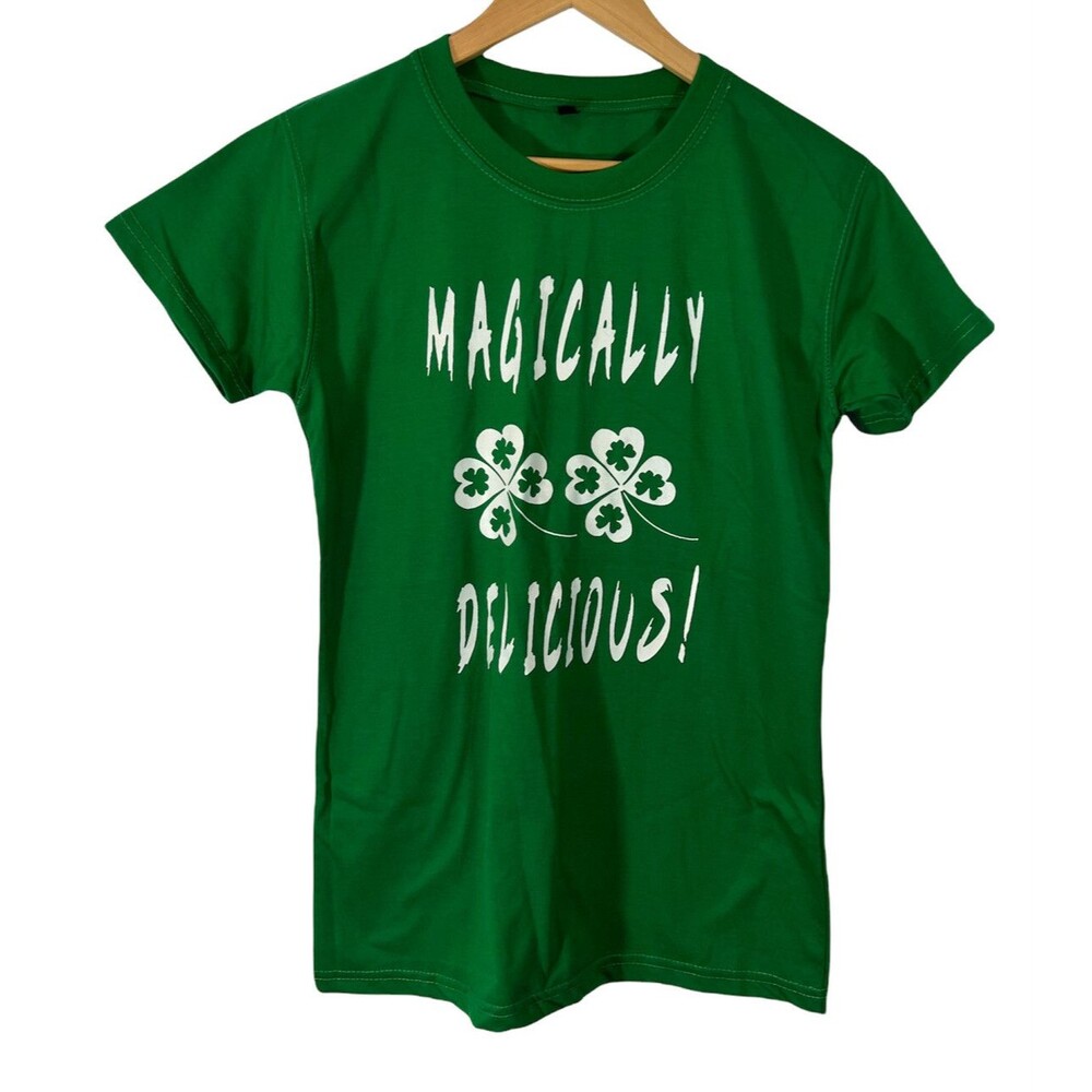 NWOT Women's St. Patrick's Day MAGICIALLY DELICIOUS T Shirt - Size Large
